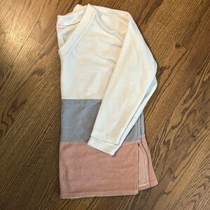 Pink Lily Vneck long sleeve